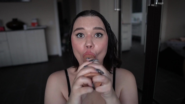 Kate Koss: Crache Sur Le Gode Et Mes Cheveux