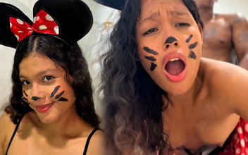 kafesexxx: Minnie Mouse Mahu Makan Cheese Tetapi Akhirnya Makan Zakar Dengan...