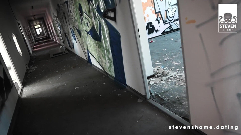 Steven Shame: चार लड़कियां चूत तेज़ कार्रवाई का मजा लेती हैं! StevenShame