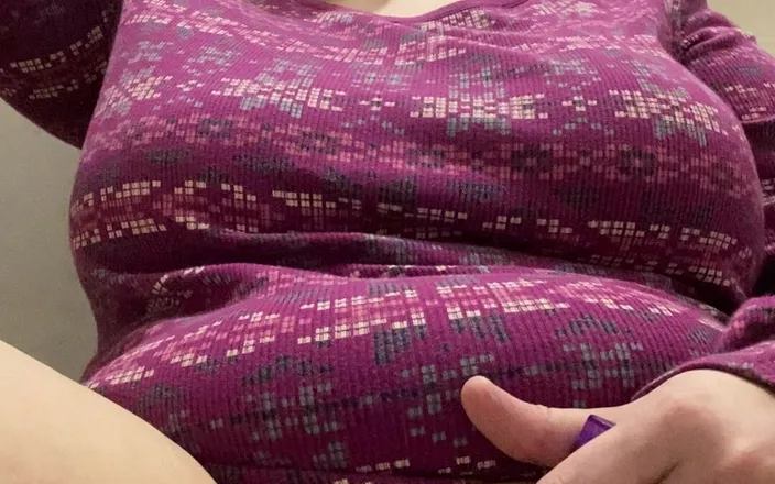 MissChrystalline: My Clit Won't Let Me Cum