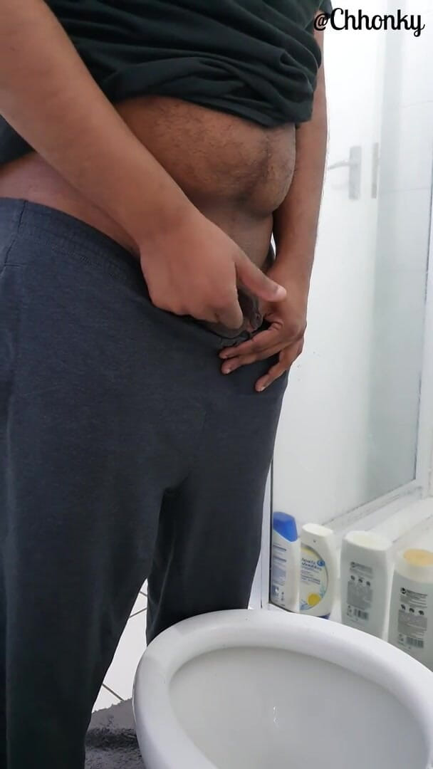 Denim Tiger: Chub prend une pisse matinale