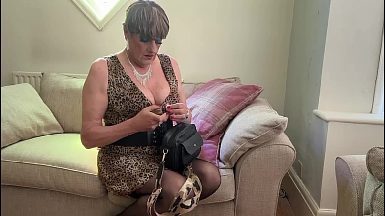 Mature Tina TV: Tina avec son bricoleur