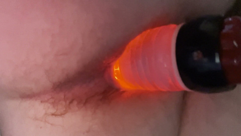 Josey21: Tienerjongen extreem diep anaal inbrengen, ruige bate, anale kloof