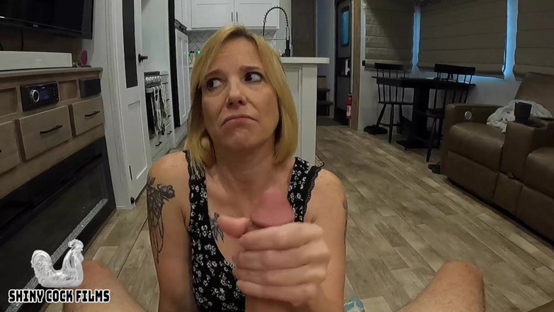 Jane Cane: Stiefmutter bringt stiefsohn sex bei