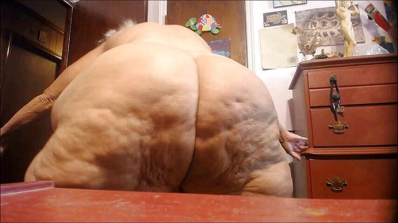 Amber Connors: Tampalan dubur.