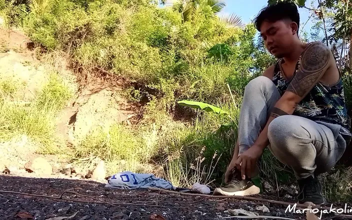Mariojakolino: I Masturbate Outside Away From Home, with My Fleshlight Thats...