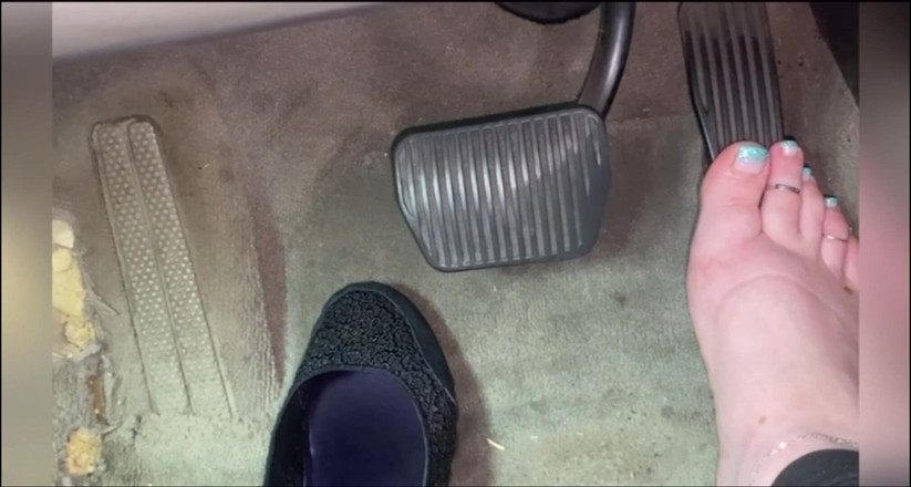 BellaBlast: Permainan pedal: Arahan kelajuan pantas dan melancap dengan kaki besar,...