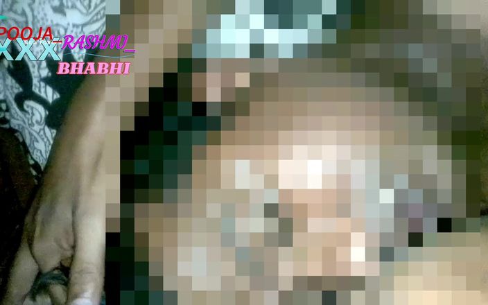 Pooja_Rashmi_Bhabhi: Rashmi Bhabhi Fullt humör Chudai