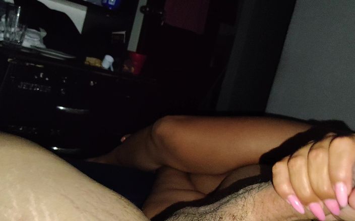 AngyAmazon: Chupando y fapping mi