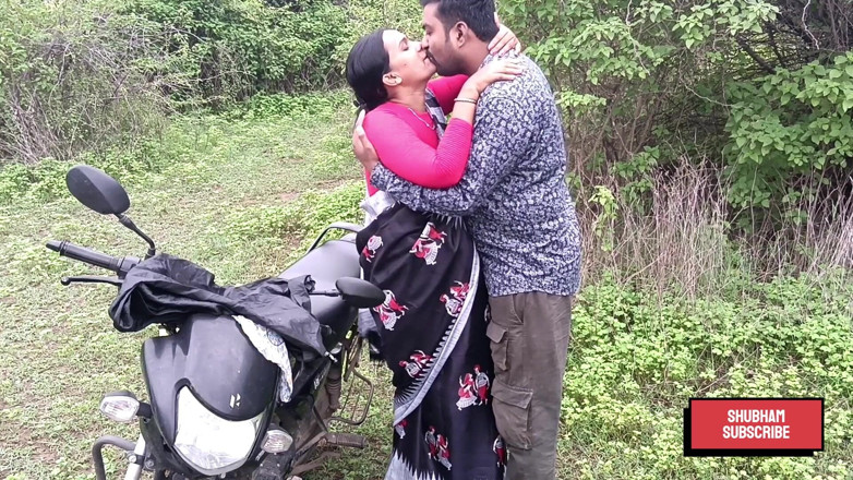 Kavita _zawazawi: 彼氏とインディアンジャングルファック