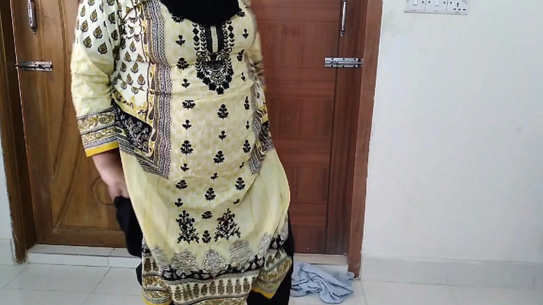 Aria Mia: क्या स्कैंडल उसके सौतेले बेटे ने बड़ी गांड वाली दीपाली आंटी के साथ सेट किया