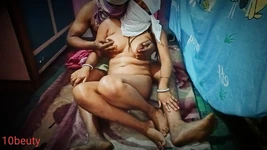 हॉट देसी सेक्सी भाभी ने सौतेले भाई से विश्राम के लिए अपनी प्यास बुझाई