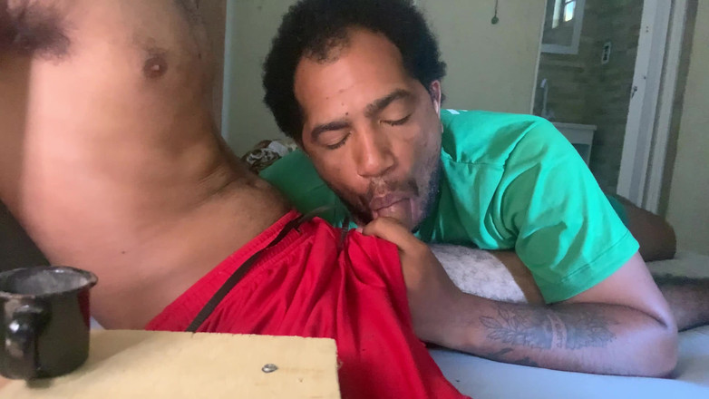 Couple 2 Black: Video 0408 melalui banyak masalah, kawan-kawan.