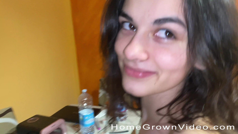 Homegrown Video: Interrompere sofia per un po 'di azione