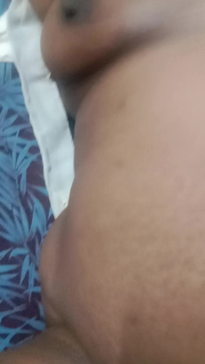 Santhi89: Tamilská super tetička