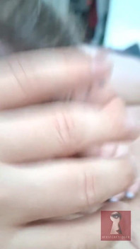 Přišel mi do pusy, ale místo toho jsem to chtěla na moje velká prsa