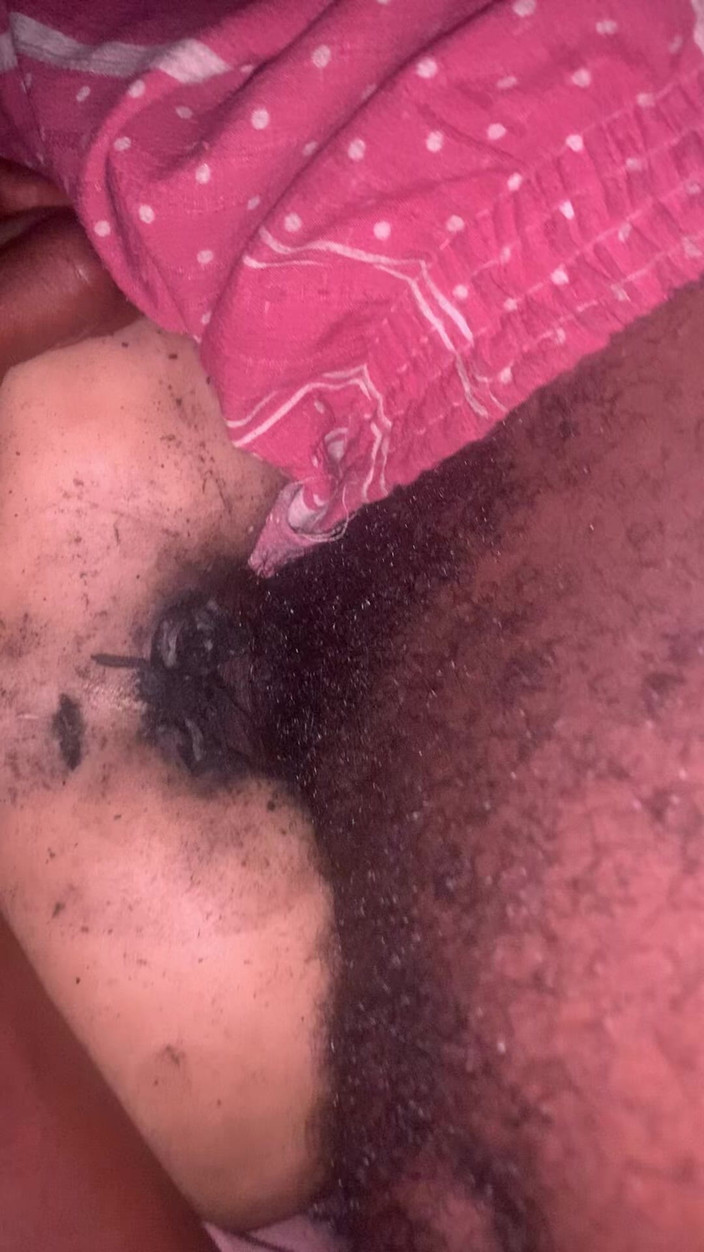 Bangcum8: 我拍摄我的大屁股家庭荡妇如此热辣的视频