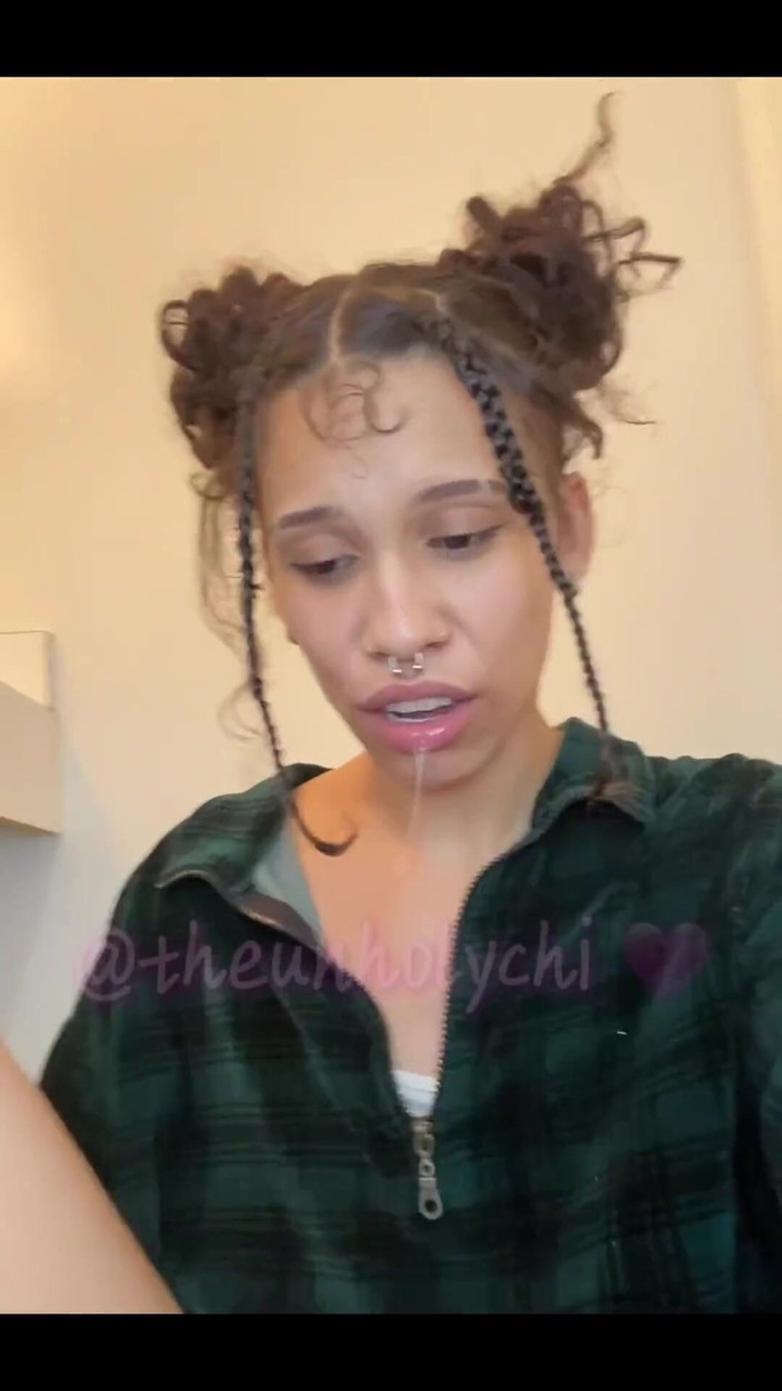 theunholychi: あなたが最初にそれを見ました!