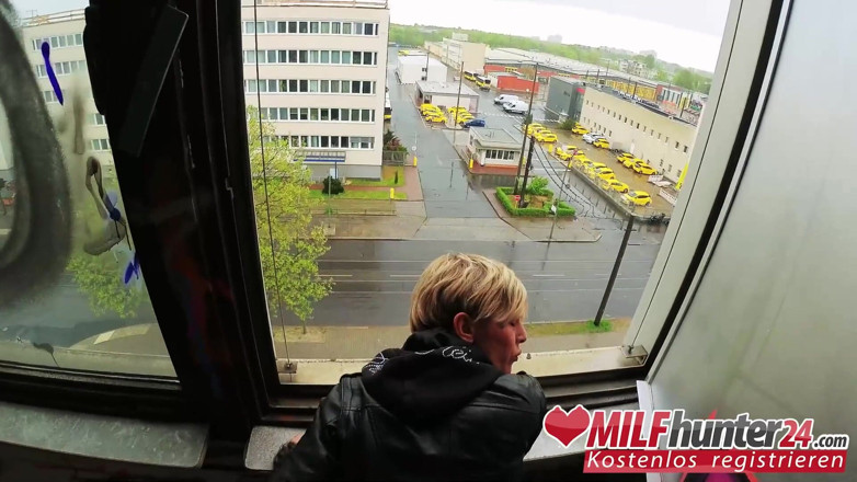MILF Hunter 24: MILF hunter fucks skinny Vicky Hundt hard! (GERMAN)