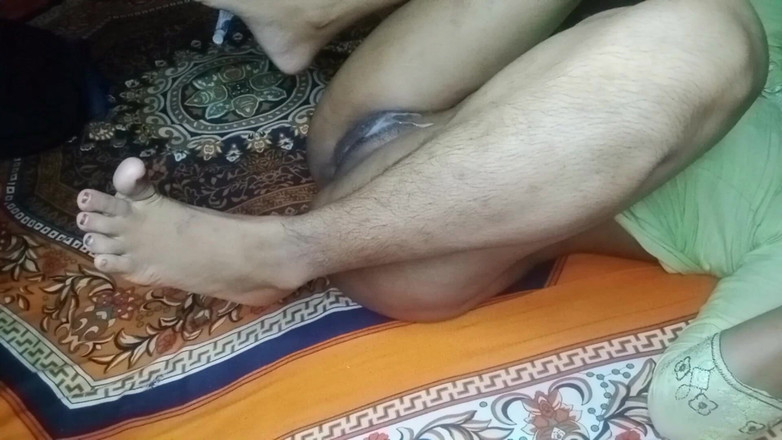 Deshi women: 18 yaşındaki üniversiteli kız götten sikişiyor