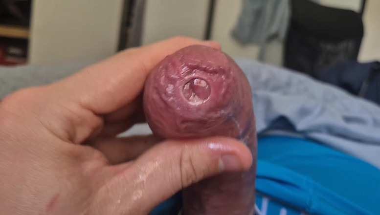 GloomyChase977: Rakaman dekat zakar Phimosis menitis pracum