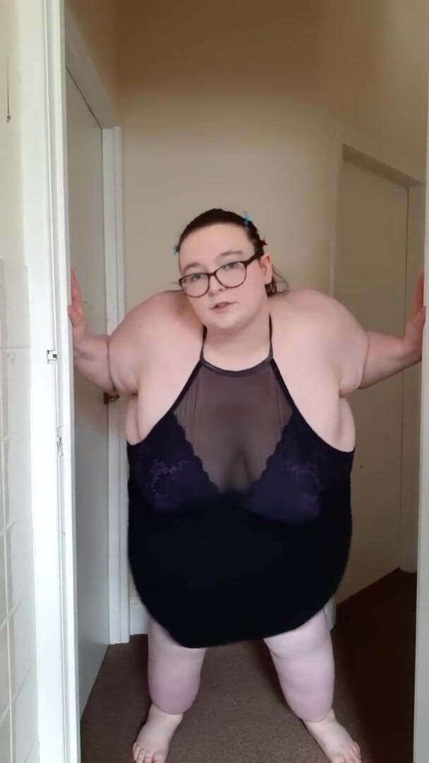 SSBBWLadyBrads: Сексуальна нижня білизна на цьому милому тілі