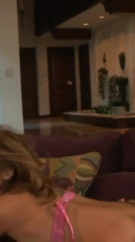 Horny chick wants his cum on her face