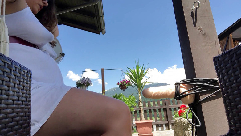 Tanja Tachee: 야외 섹스 - 대물 자지와 섹스