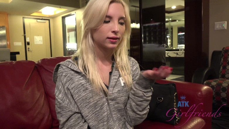ATK Fans (Girlfriends): Vacanze virtuali a Las Vegas con piper Perri parte 1