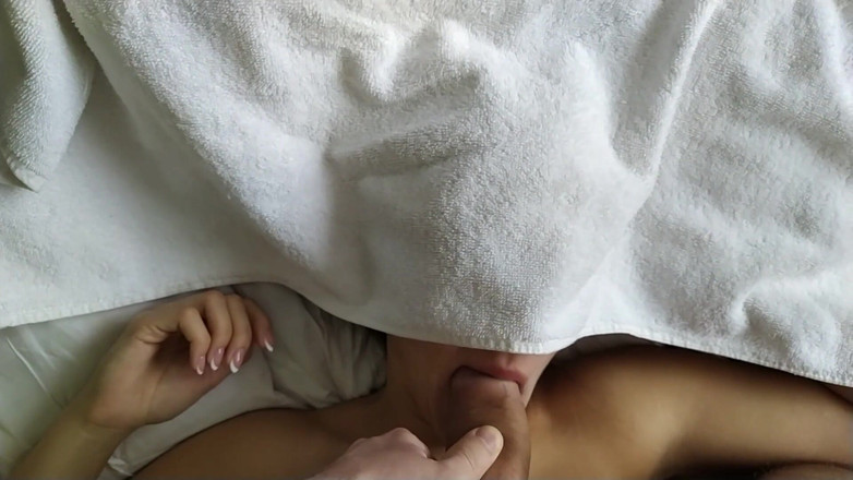 Nipple Stock: Nevlastní syn probudil nevlastní matku svým tvrdým ptákem