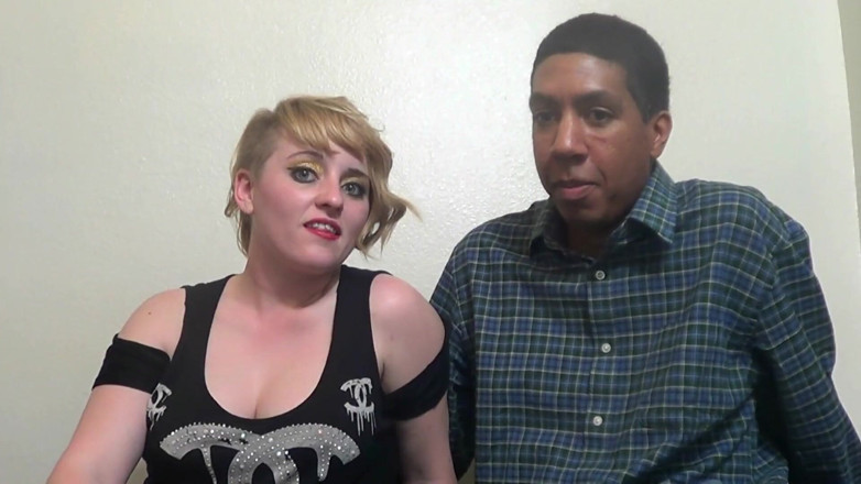 Brandon Lee Harrington Productions: Lexxxi Xtc faz sua estréia pornô com uma boca cheia...