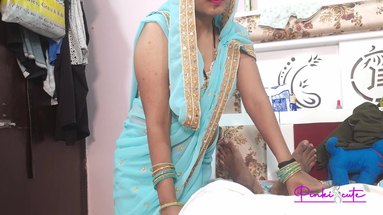 pinki_cute: 彼のペニスを見せた後、彼の義理の娘を犯した