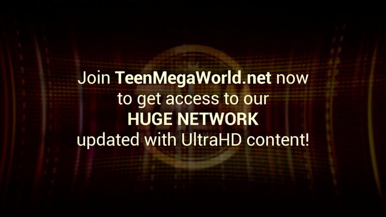 Teen Mega World: Сладкая переходит в рай с дилдо