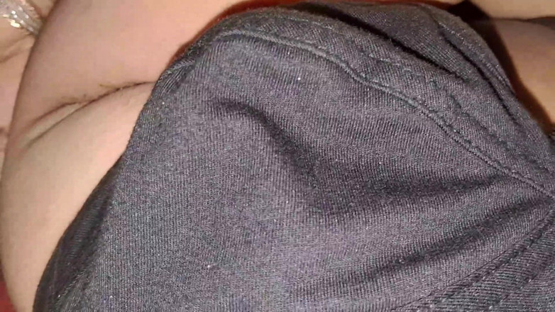 Bhabi: 印度家庭主妇,继兄弟新视频