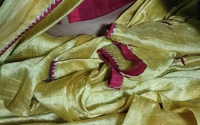 Gini272: Bhabhi in Yellow Saree Hindi Talking Cheating with Husband Fucking...