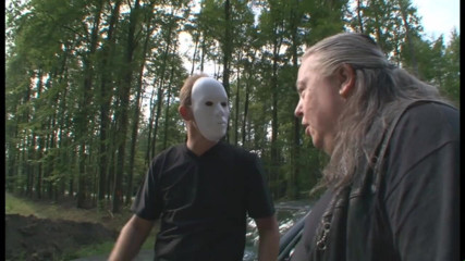 Absolute BDSM films - The original: Demütigendes sexspielzeug in maskiertem mädchen