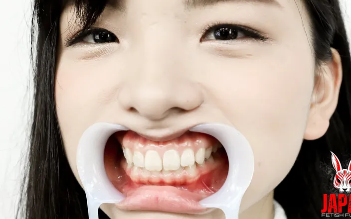 Japan Fetish Fusion: Teeth Observation Natural Teeth but Potential Cavities Found!! Beauty Winces...