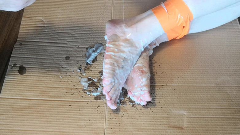 Bouncy Tits Action: Hot candle wax on my feet part 2
