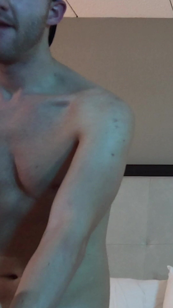 Hot Jake Grand: Piccola teen tatuata scopata cruda - compilation 15