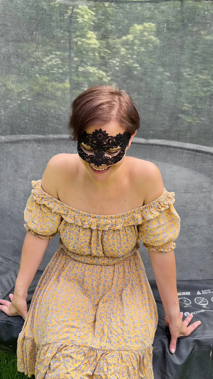 Queen-Lucy: Burp, o astfel de doamnă