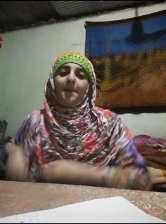 Мій черн показує цицьки для шанувальників