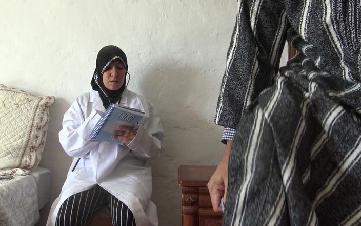 Souzan Halabi: Doctor Ass