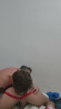 Niceyhott Flips Hot Chilean, Tommy Cray di Barcelona