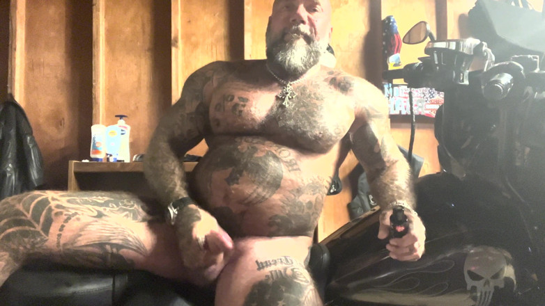 MasculineJason - Jason Collins: Jerking off on my Harley