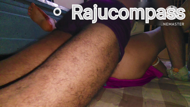 Raj porno studio: Het poesje van mijn vriend is erg strak en heerlijk.