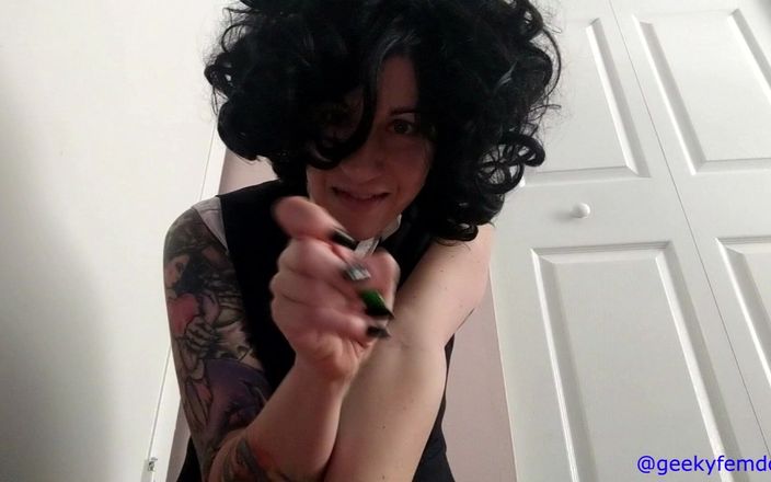 Geeky Femdom: Reina de las sombras 3 - diosa futa