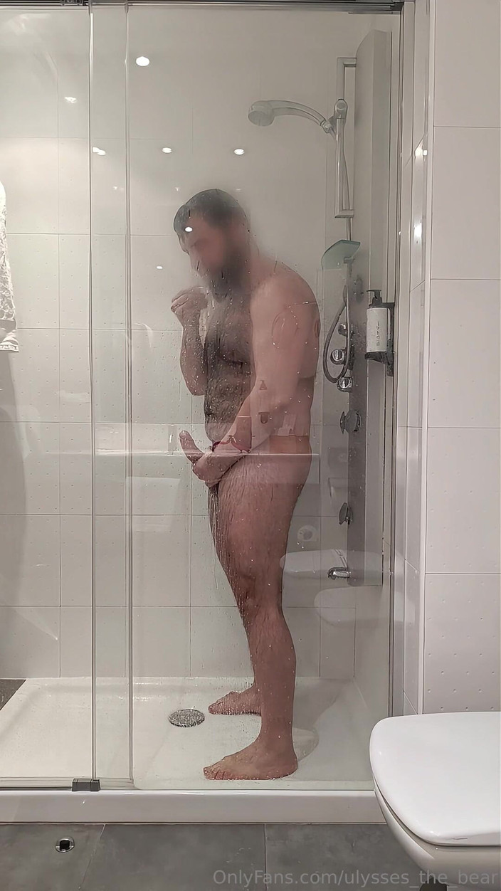 Ulysses the bear: बस एक गीला शरीर, और तुम्हारी कल्पना