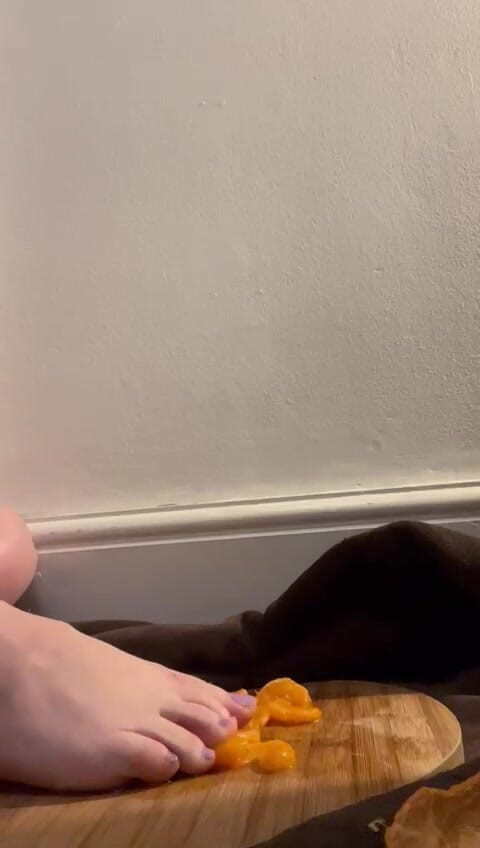 MeandMrs: Picioare goale Zdrobire și portocaliu