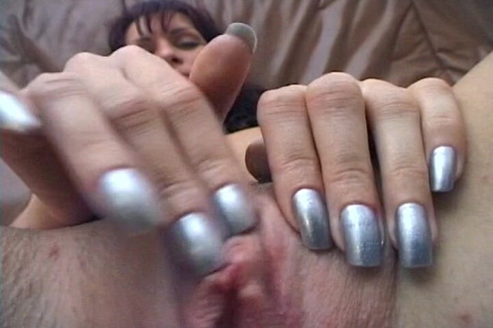German Homemade: Watch This Close up Session with German Babe Who Likes...