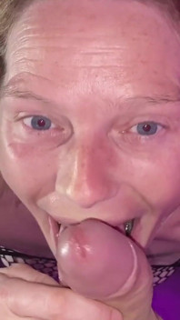 Blowjob-pov dan sudah lupa sudut ke-2